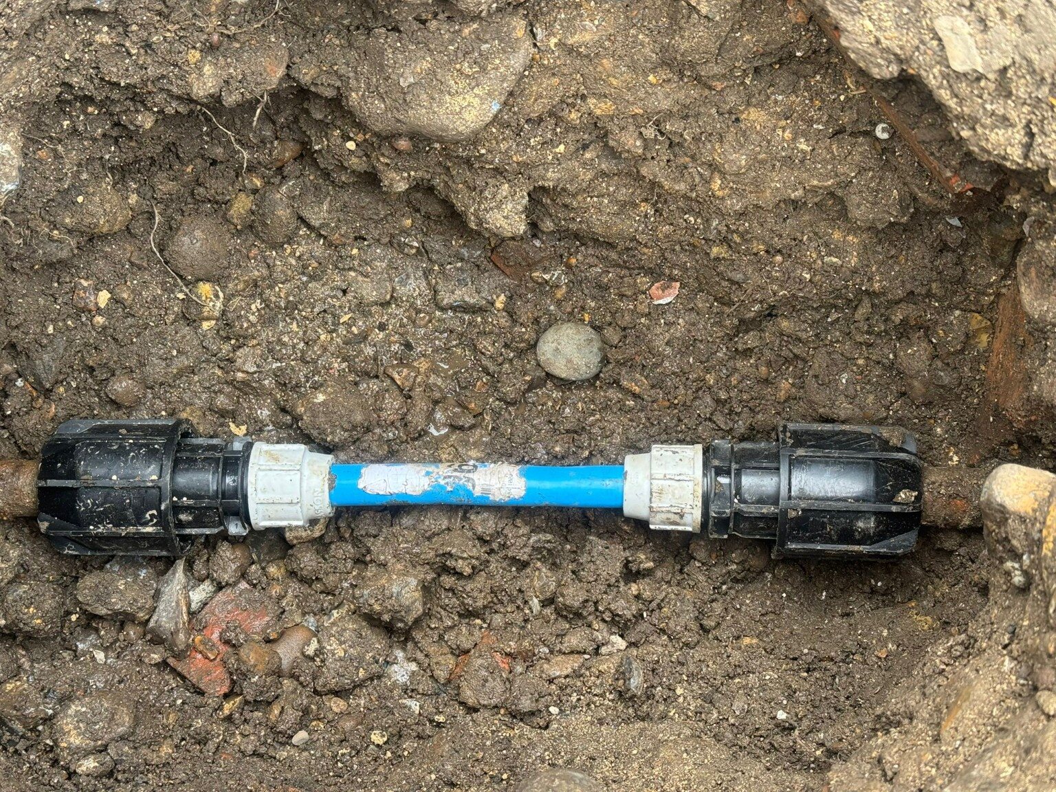 External supply pipe repair