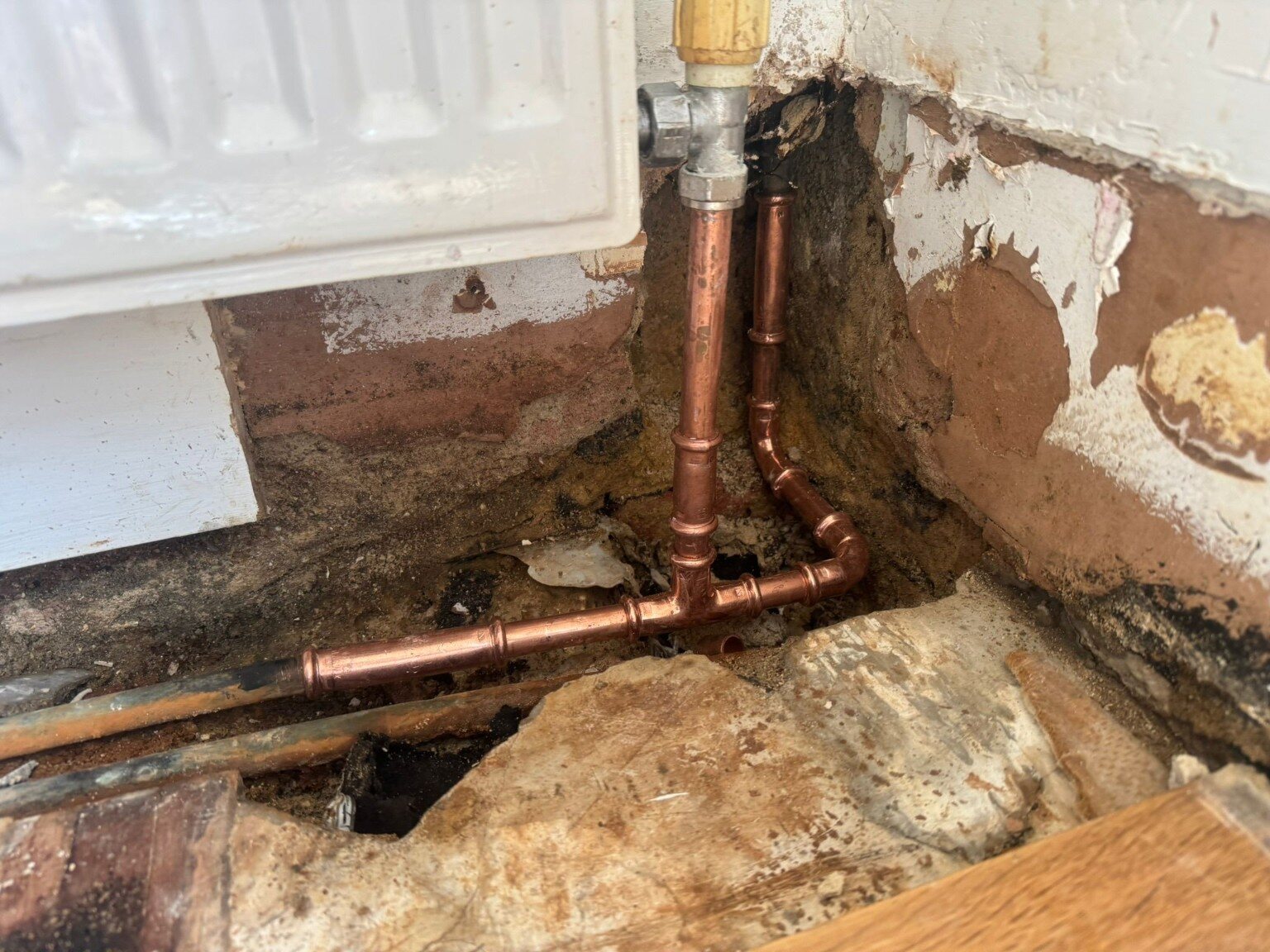 Internal copper pipe repair